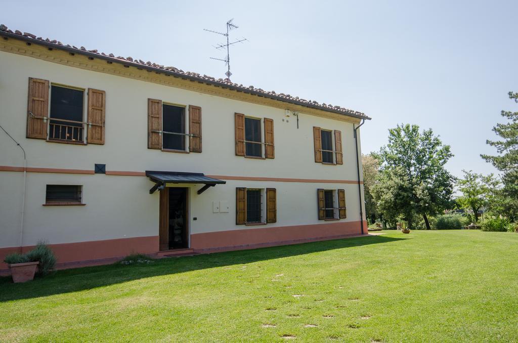 Villa Agriturismo Ca'De'Gatti à Faenza Extérieur photo